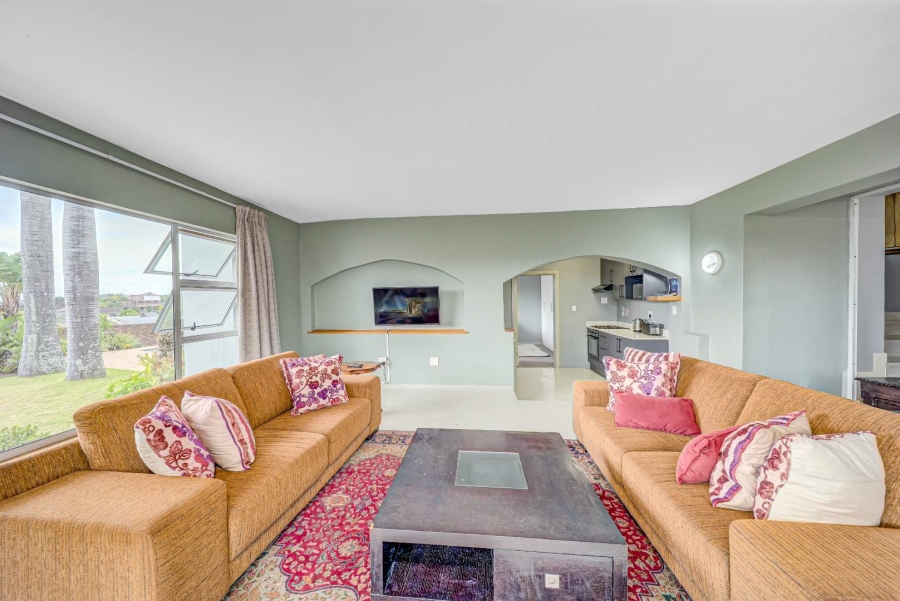 5 Bedroom Property for Sale in Beacon Bay Eastern Cape